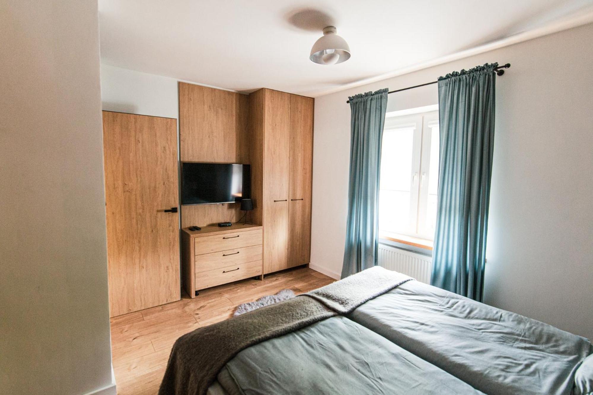 Apartament Batorego Luboń Exteriör bild