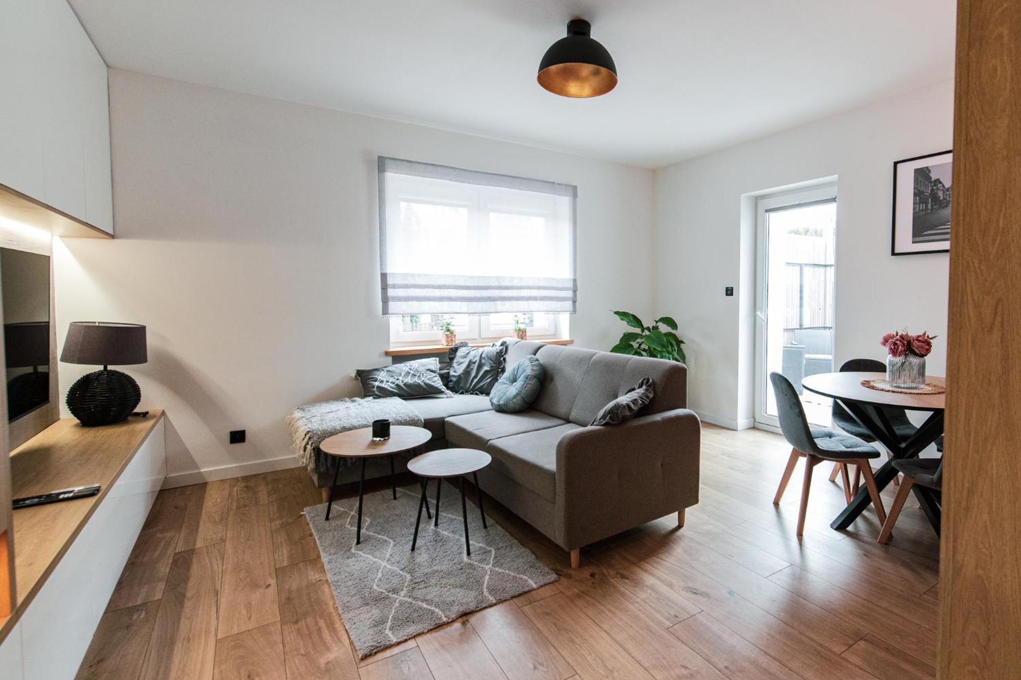 Apartament Batorego Luboń Exteriör bild